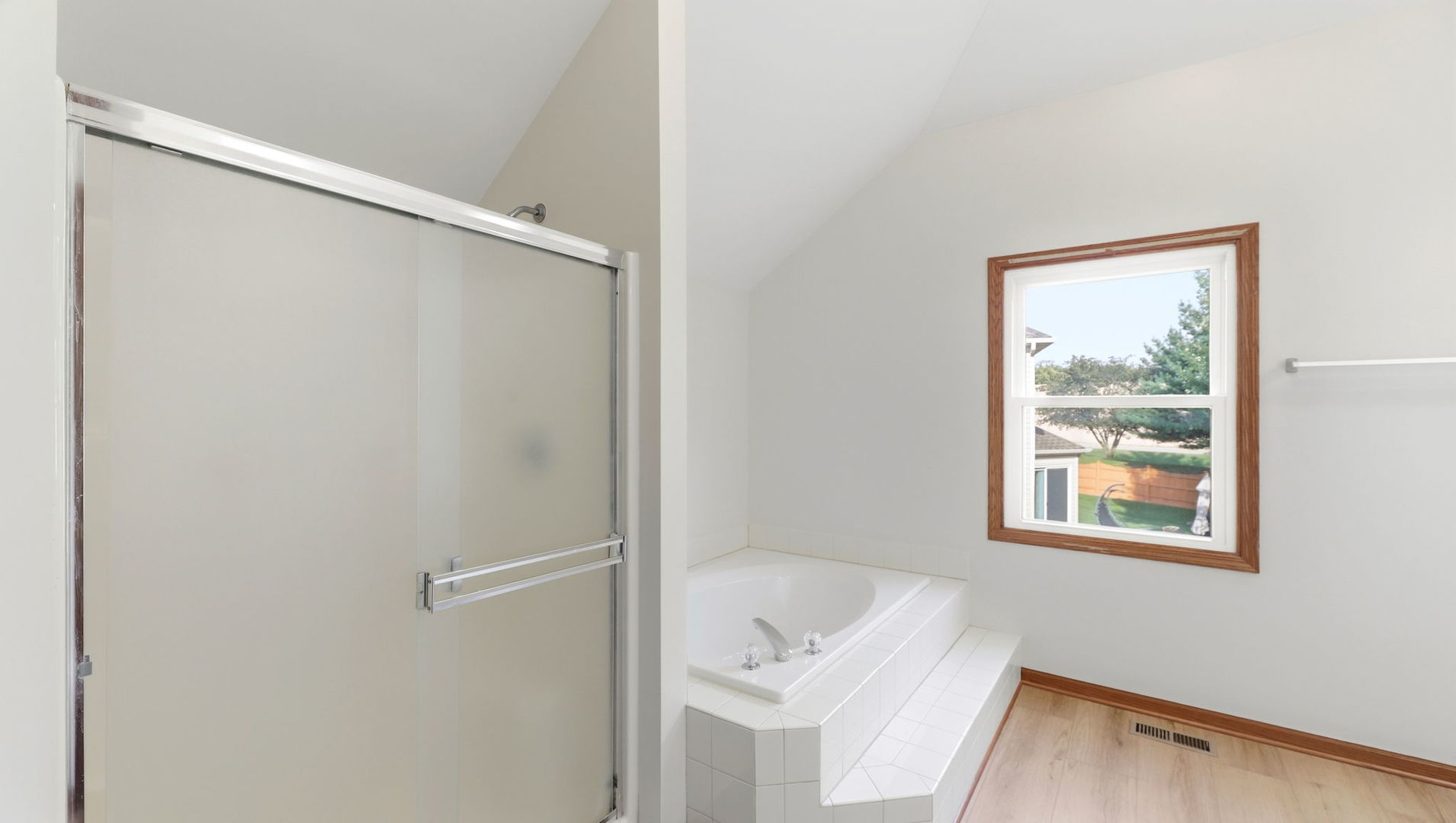 17110 Arbor Creek Drive Property Photo 24