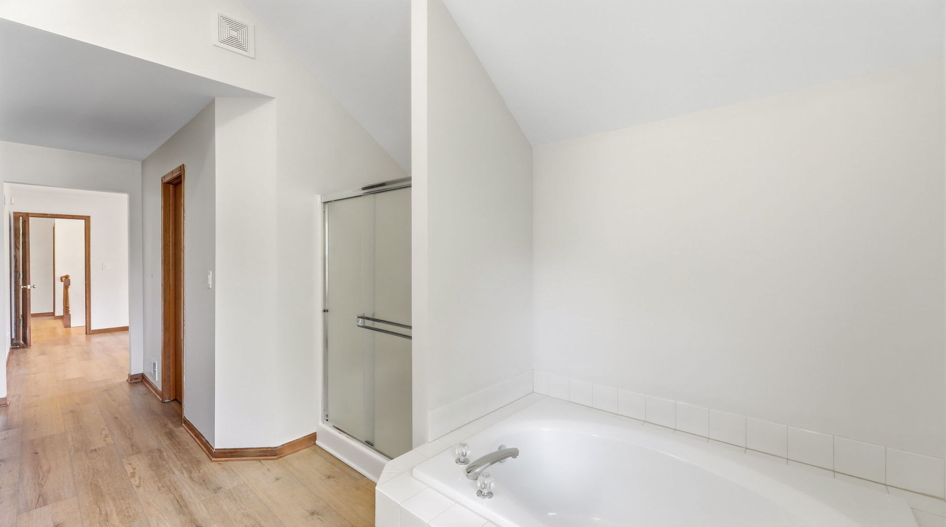 17110 Arbor Creek Drive Property Photo 25