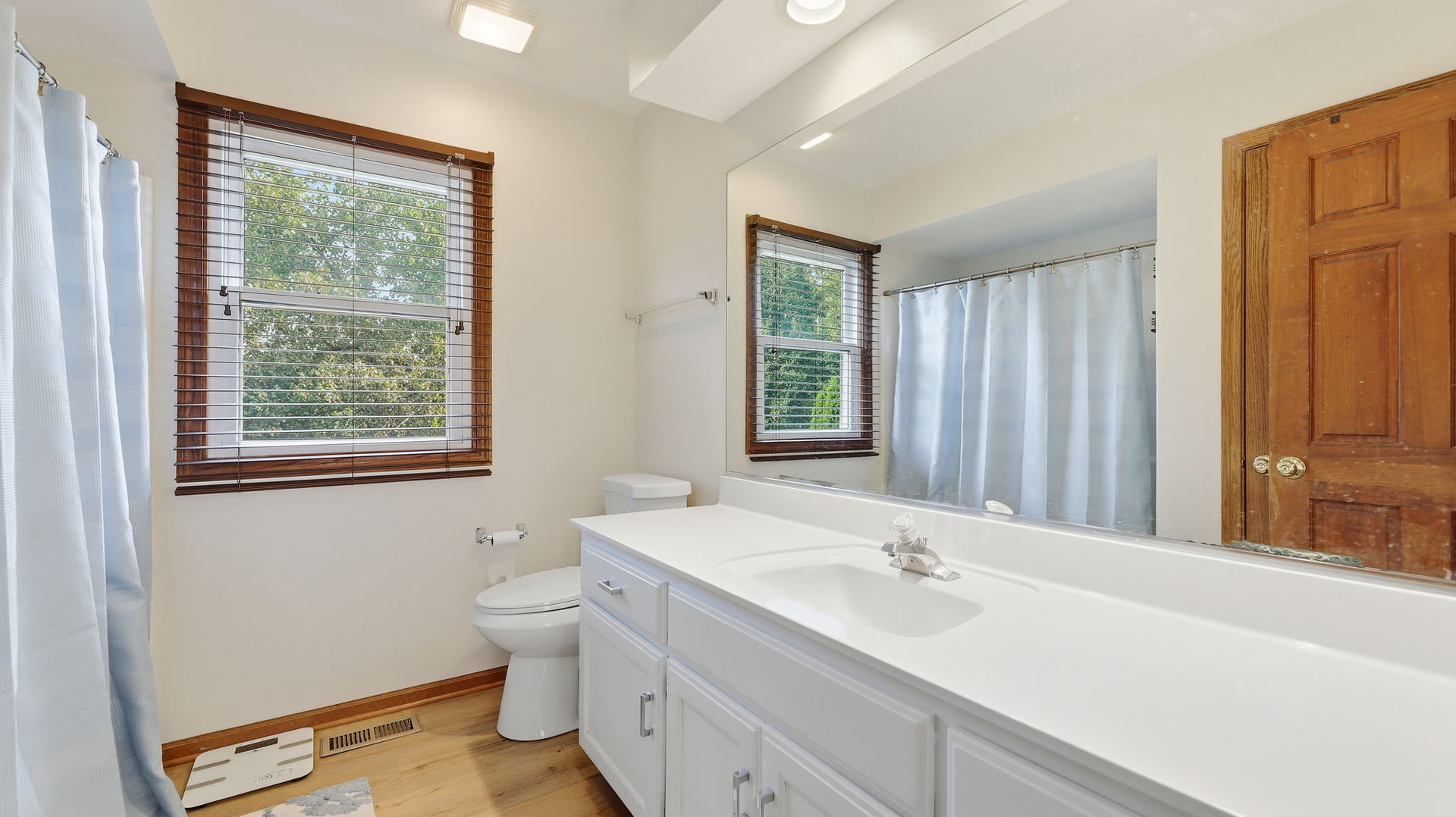 17110 Arbor Creek Drive Property Photo 31
