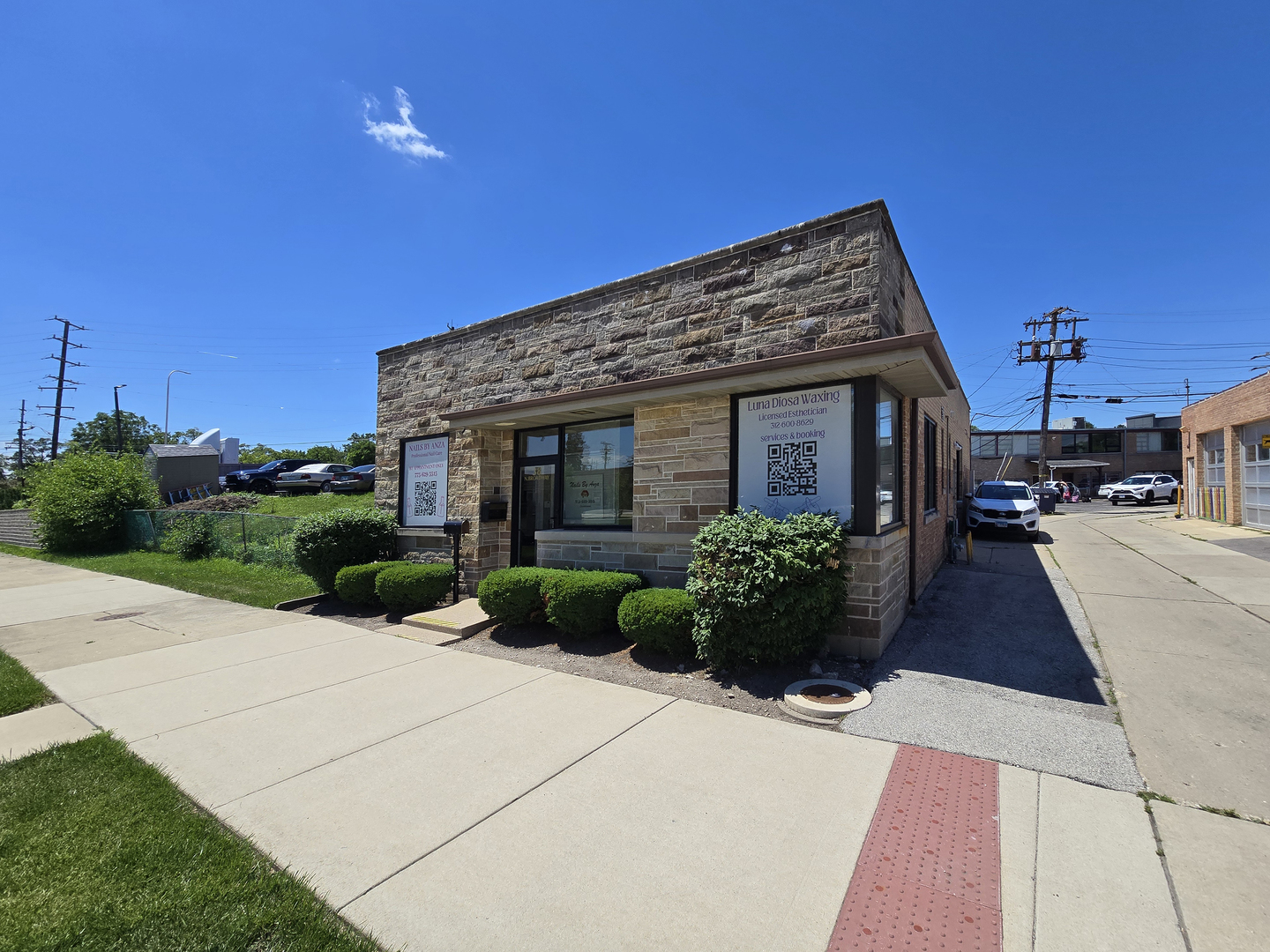 38 N Broadway Street Property Photo 1