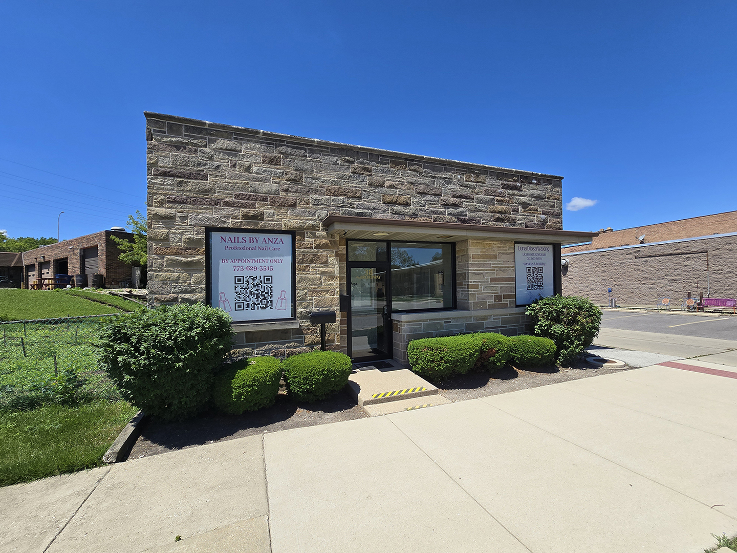 38 N Broadway Street Property Photo 2