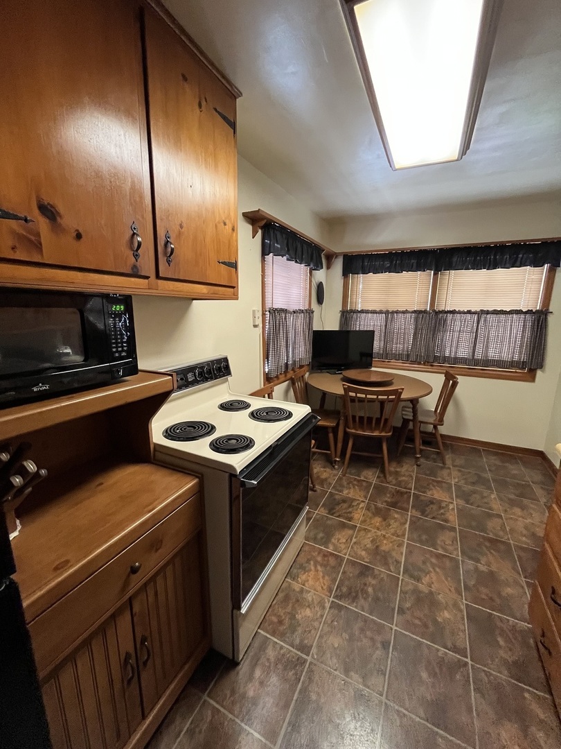 526 Edwards Street Property Photo 8