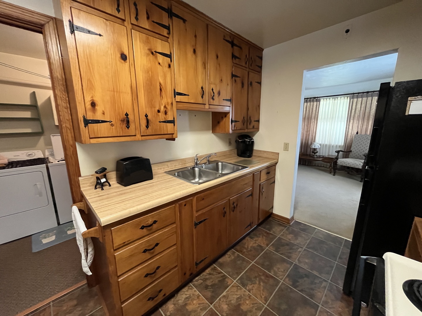 526 Edwards Street Property Photo 13