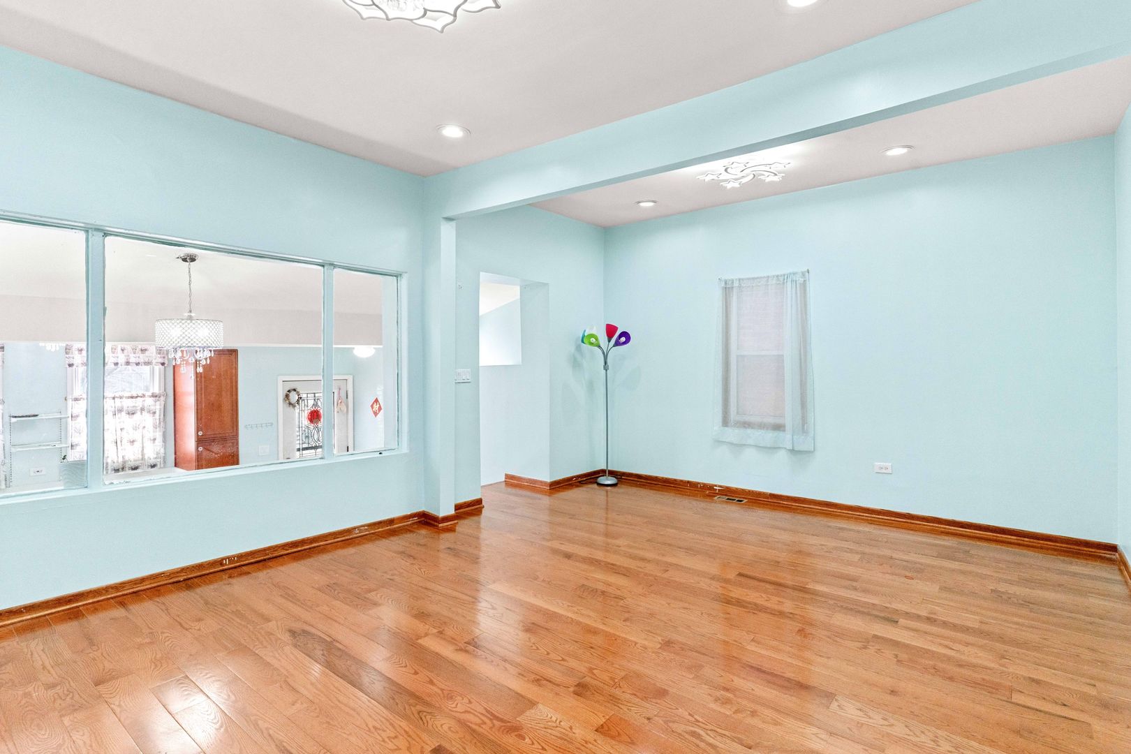 3154 S Canal Street Property Photo 8