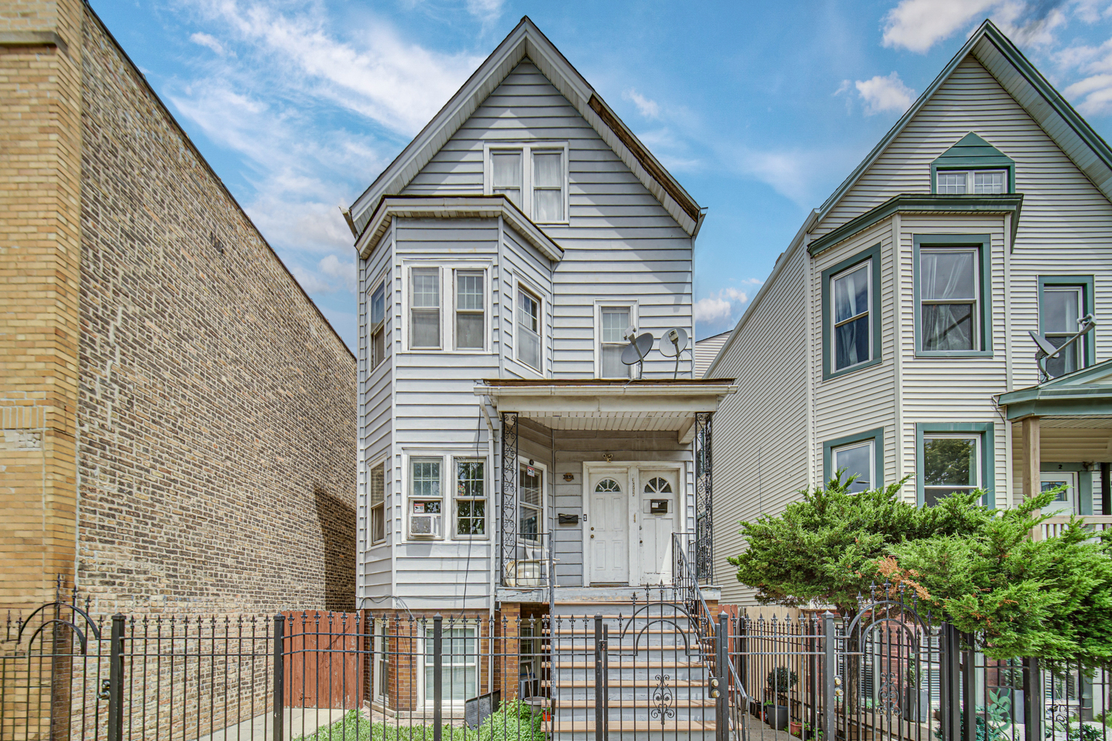 3854 W Diversey Avenue Property Photo 1