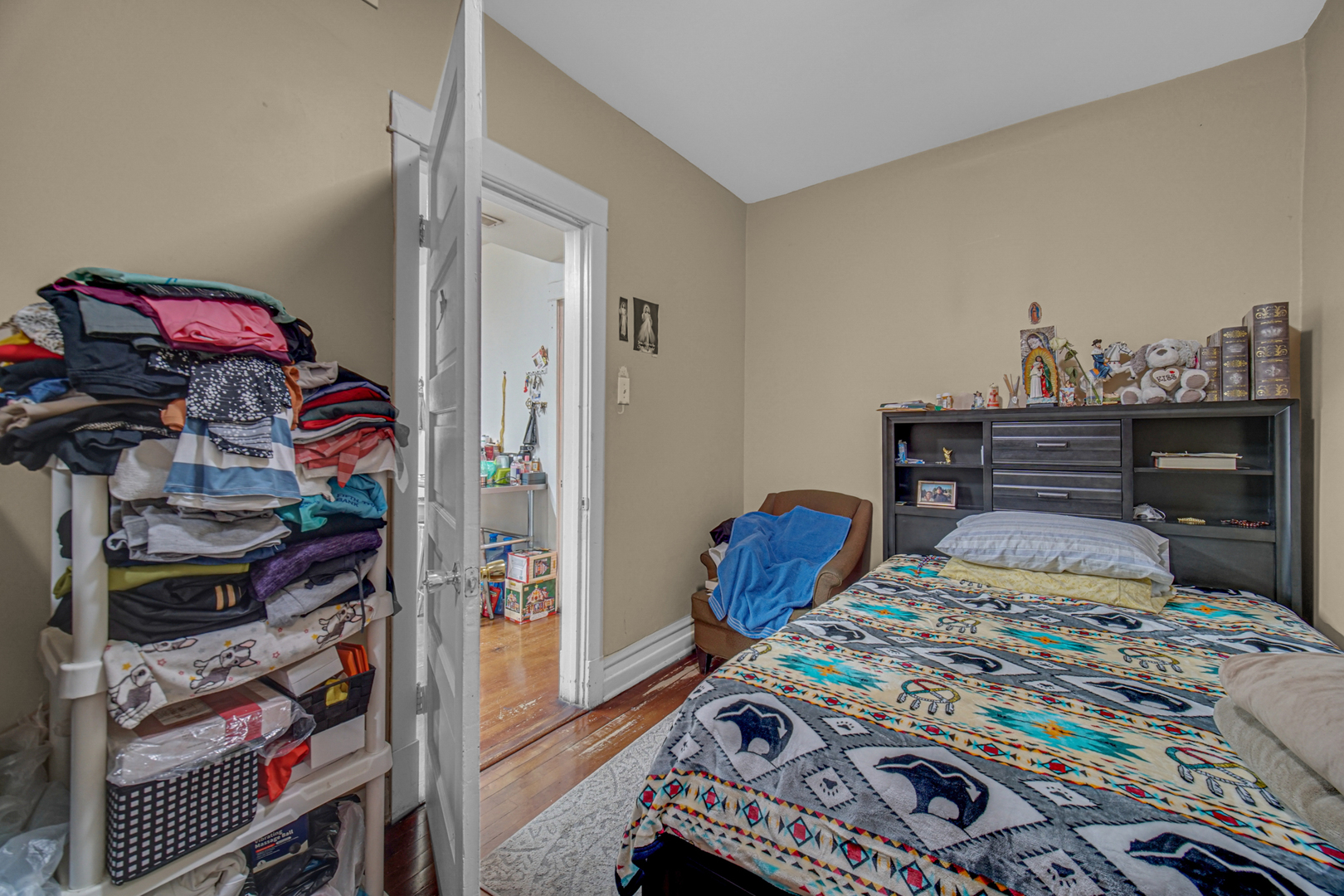 3854 W Diversey Avenue Property Photo 16