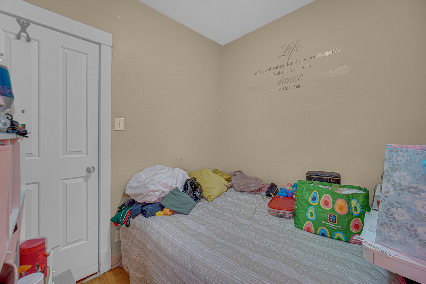 3854 W Diversey Avenue Property Photo 17