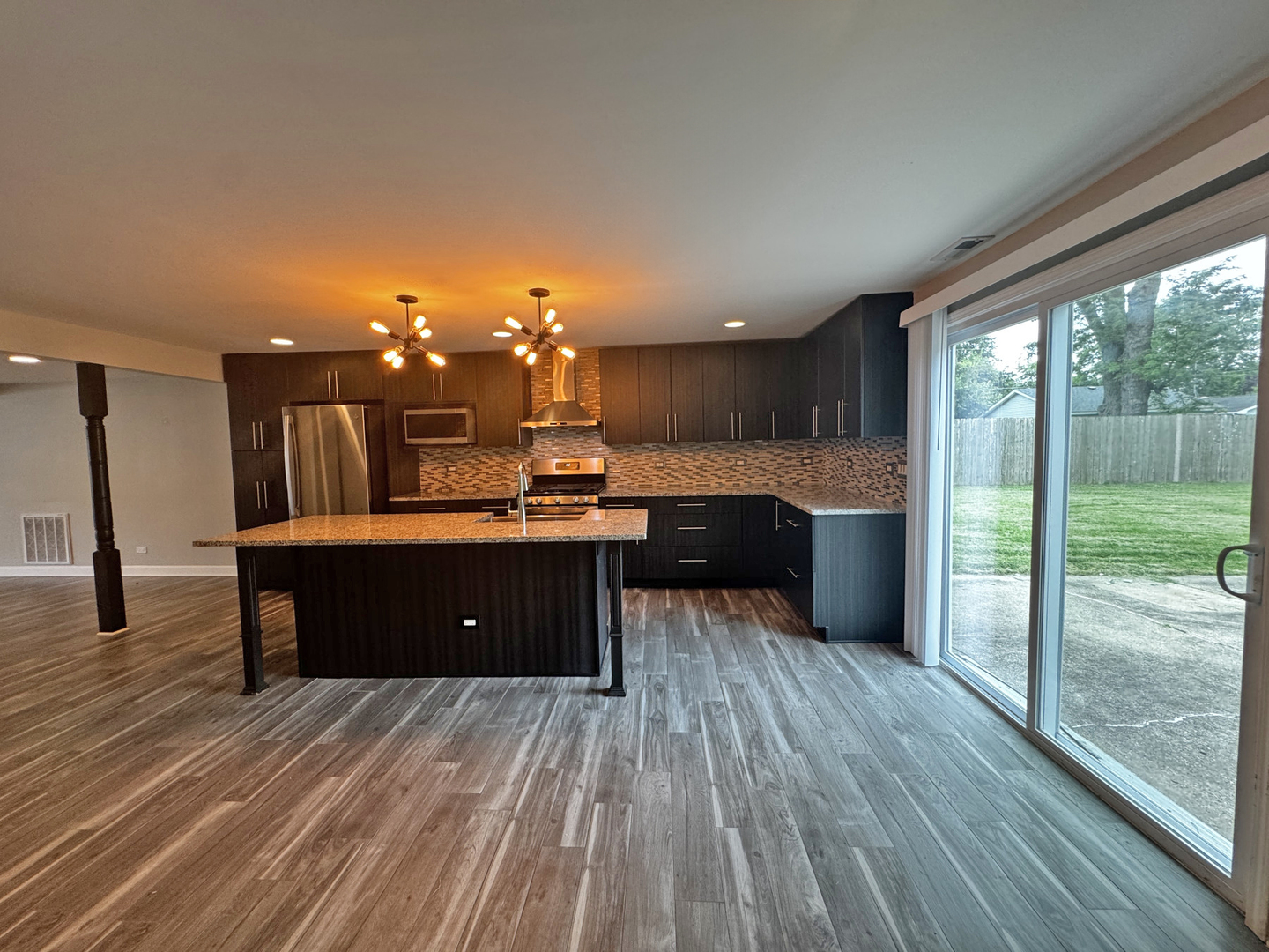 2413 Meridian Drive Property Photo 15