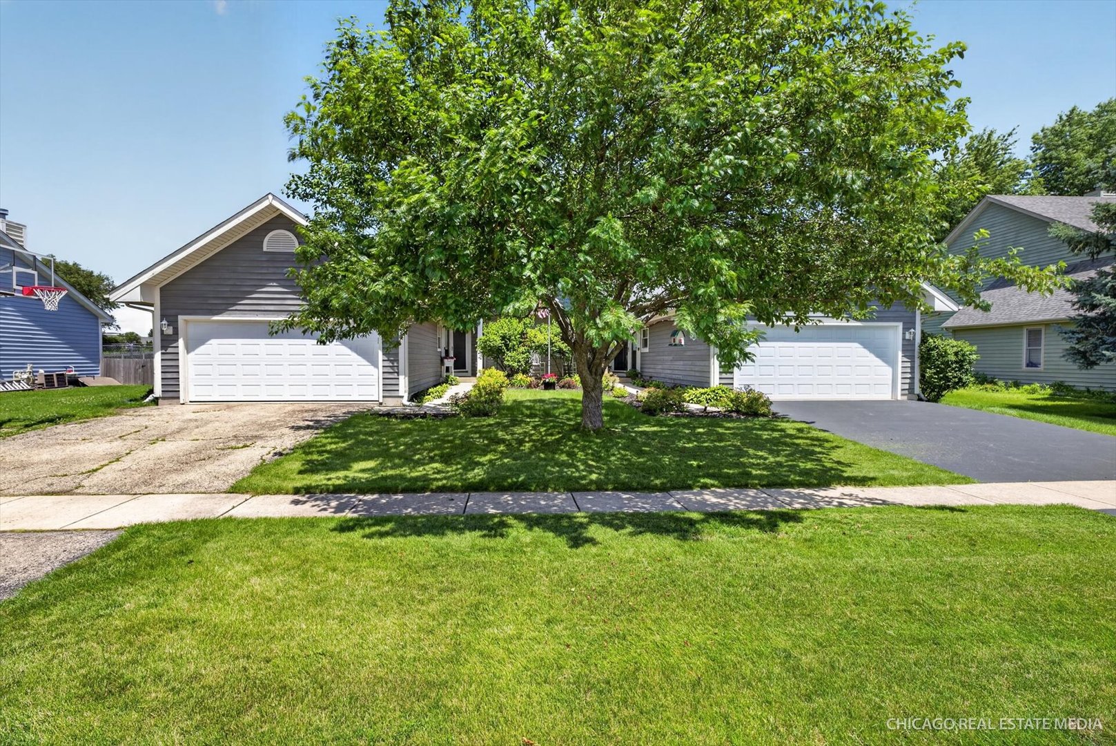 330 W Amie Avenue Property Photo 1
