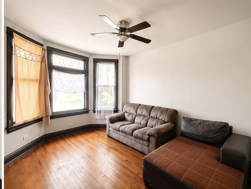 8410 S Burnham Avenue Property Photo 6