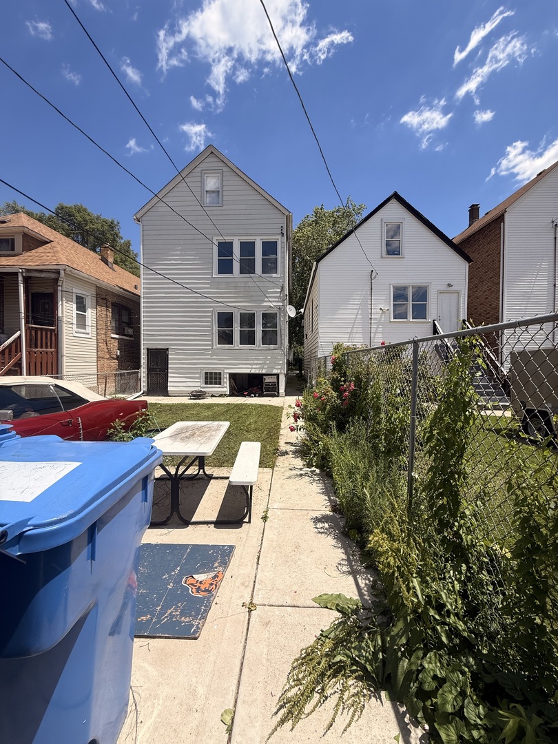 8410 S Burnham Avenue Property Photo 12