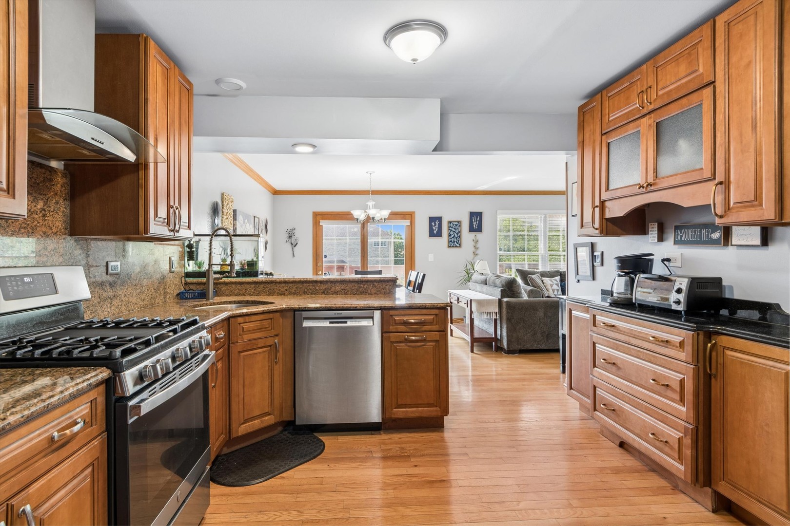 1009 E Wilson Avenue 1009 Property Photo 13