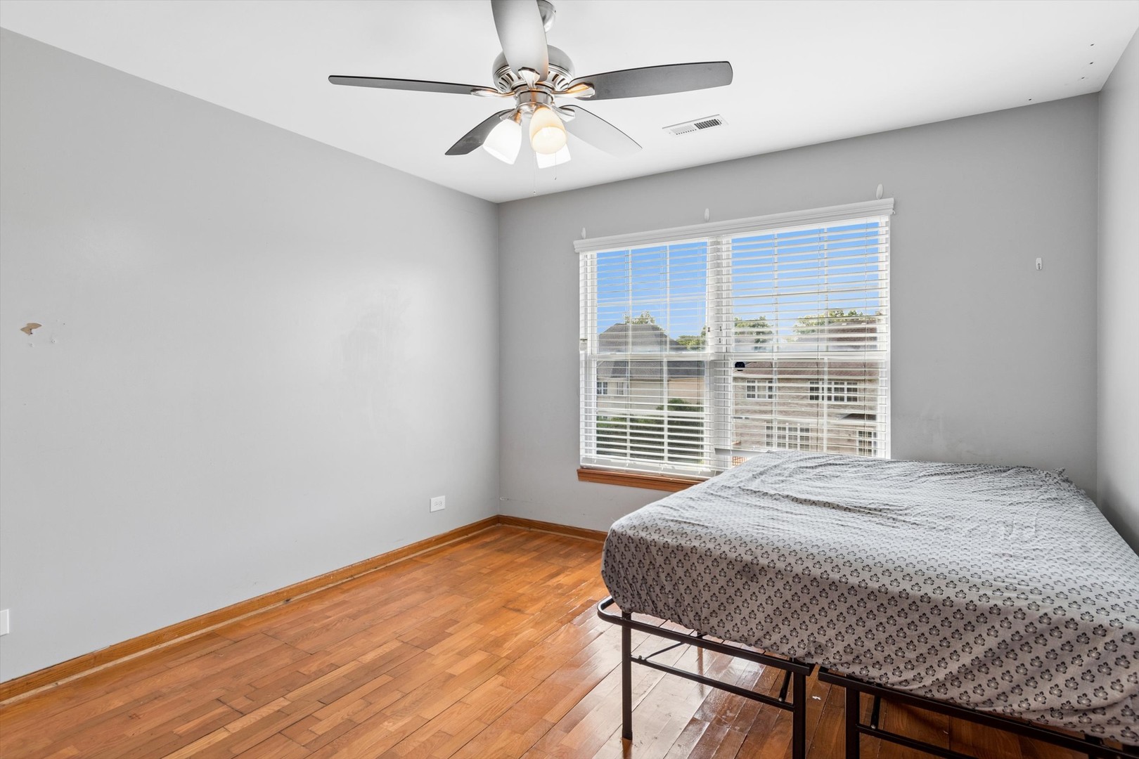 1009 E Wilson Avenue 1009 Property Photo 17