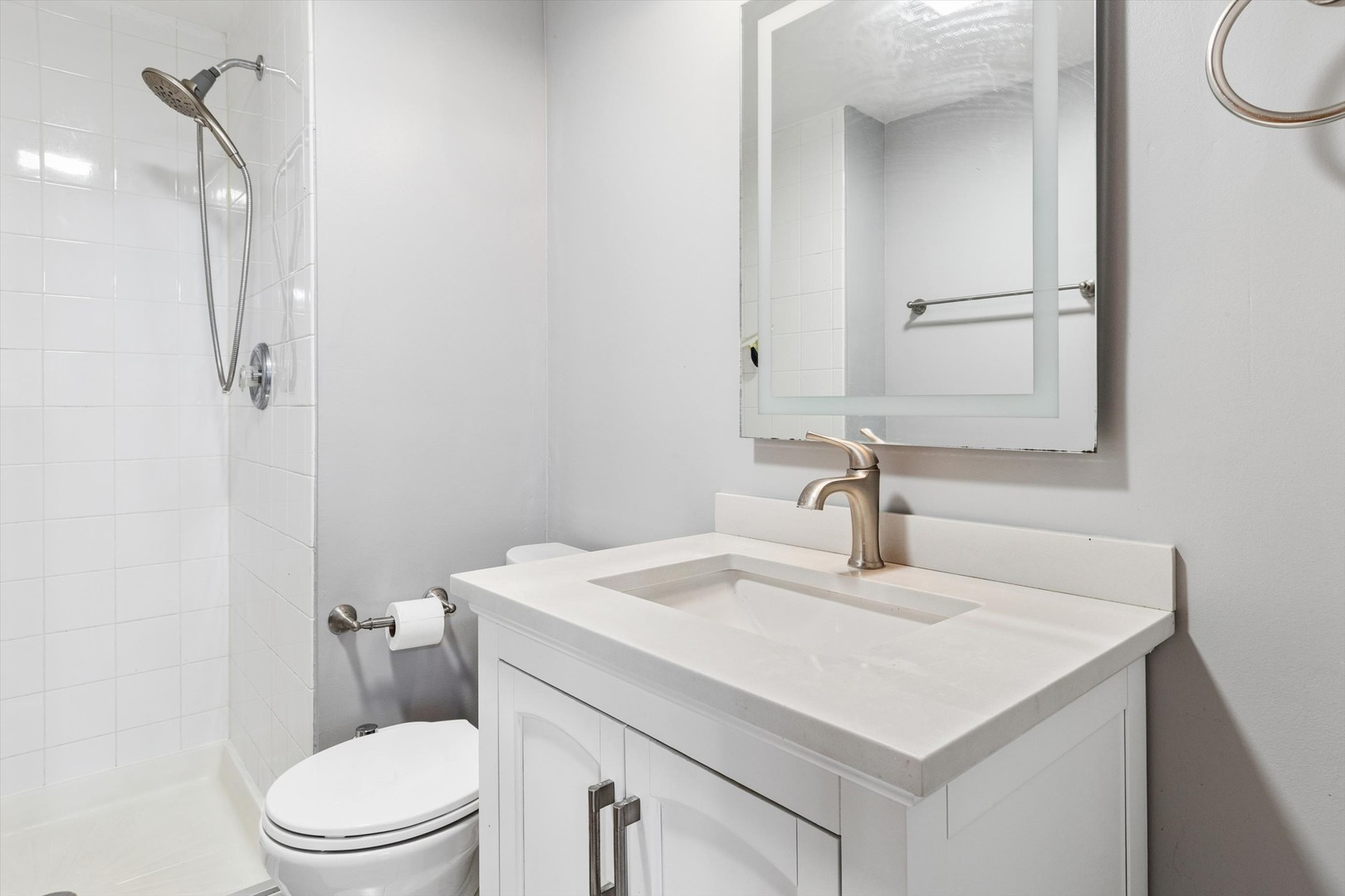 1009 E Wilson Avenue 1009 Property Photo 20