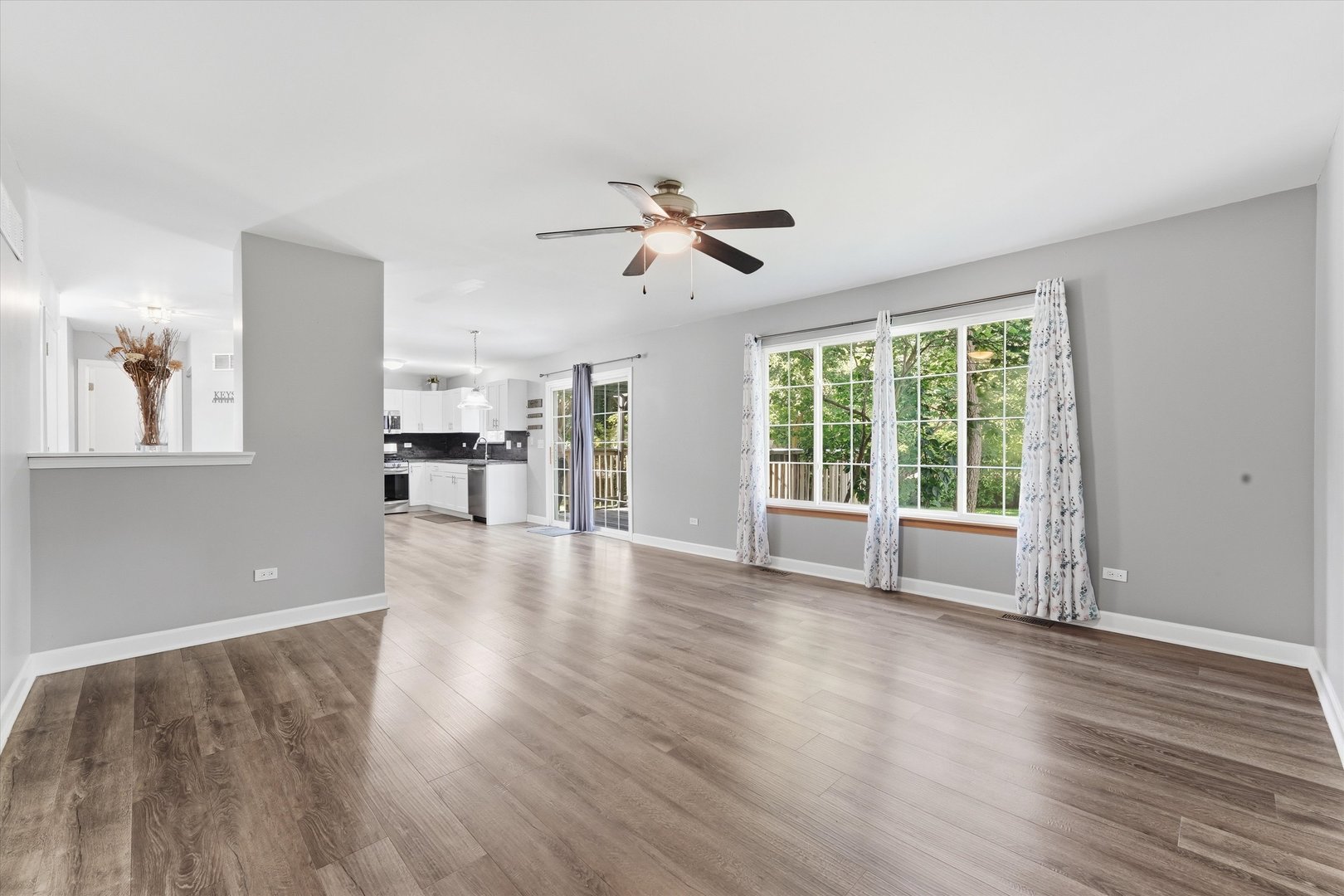 1601 Caton Ridge Drive Property Photo 4