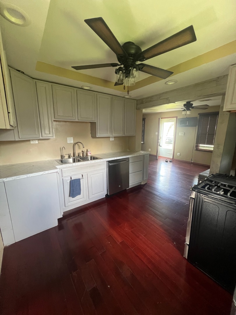 11840 S Hamlin Avenue Property Photo 14