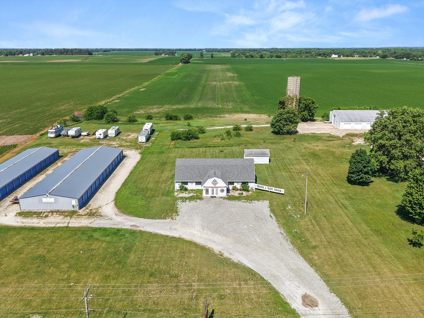 9843 Hoover Road Property Photo 4