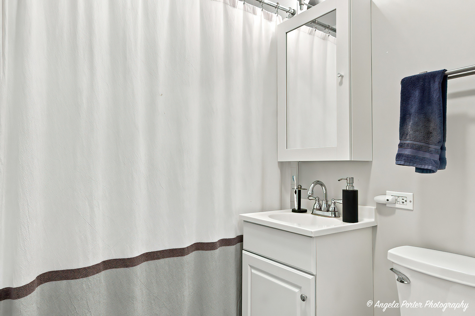 2409 Robin Lane Property Photo 16