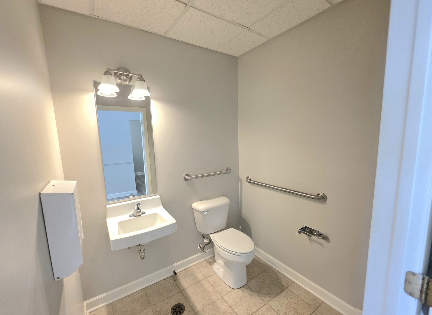 2450 Grass Lake Road B Property Photo 5
