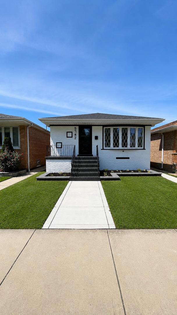 5742 W 63rd Place