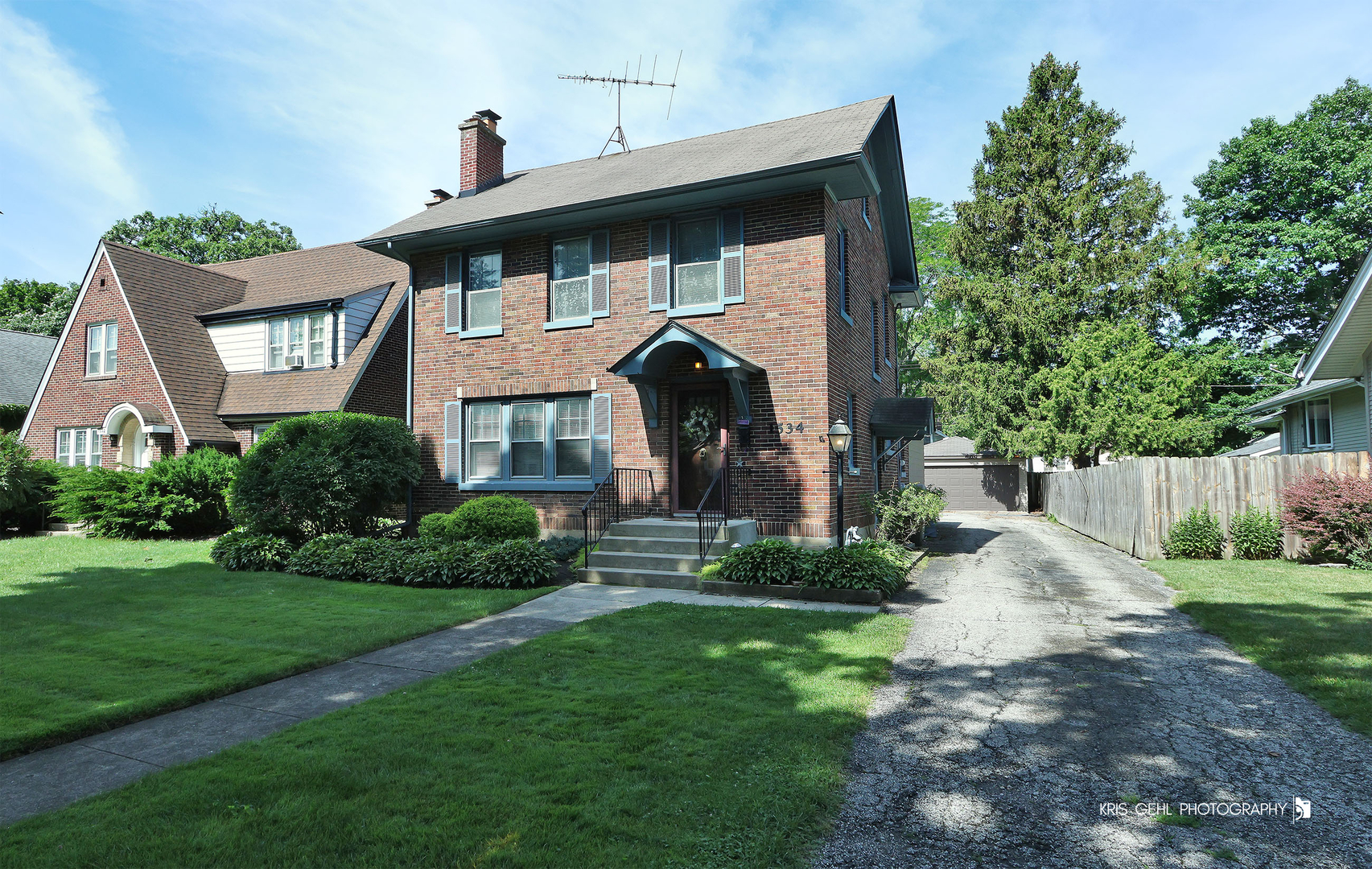 1534 Henry Place Property Photo 1