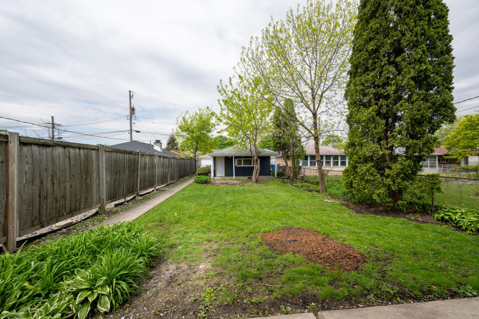8728 S King Drive Property Photo 26