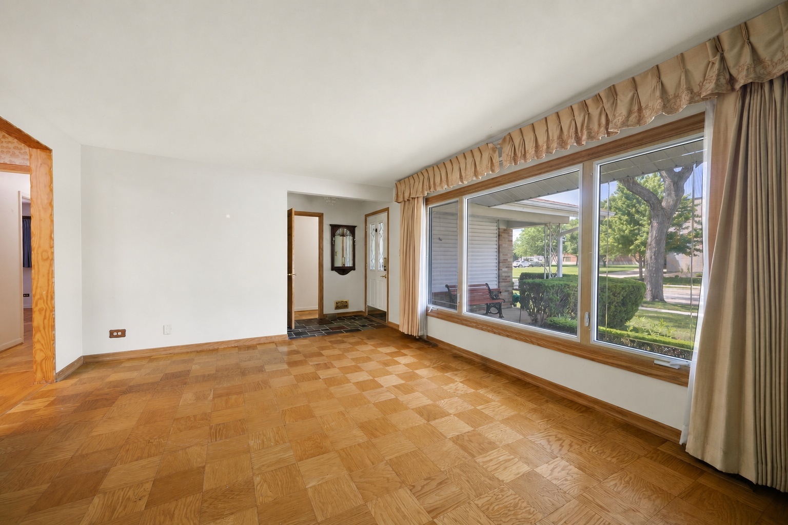 79 Eden Road Property Photo 2