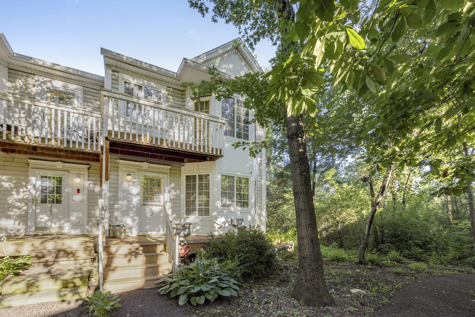 267 W Treehouse Lane