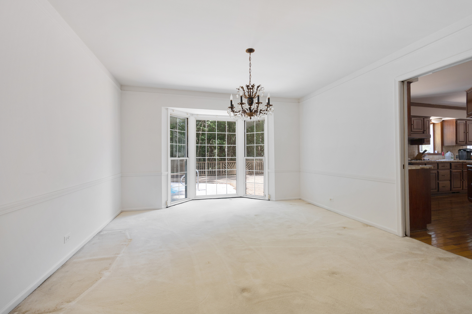 34w398 Country Club Road Property Photo 8