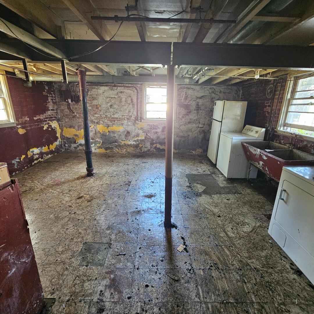 8456 S Damen Avenue Property Photo 15