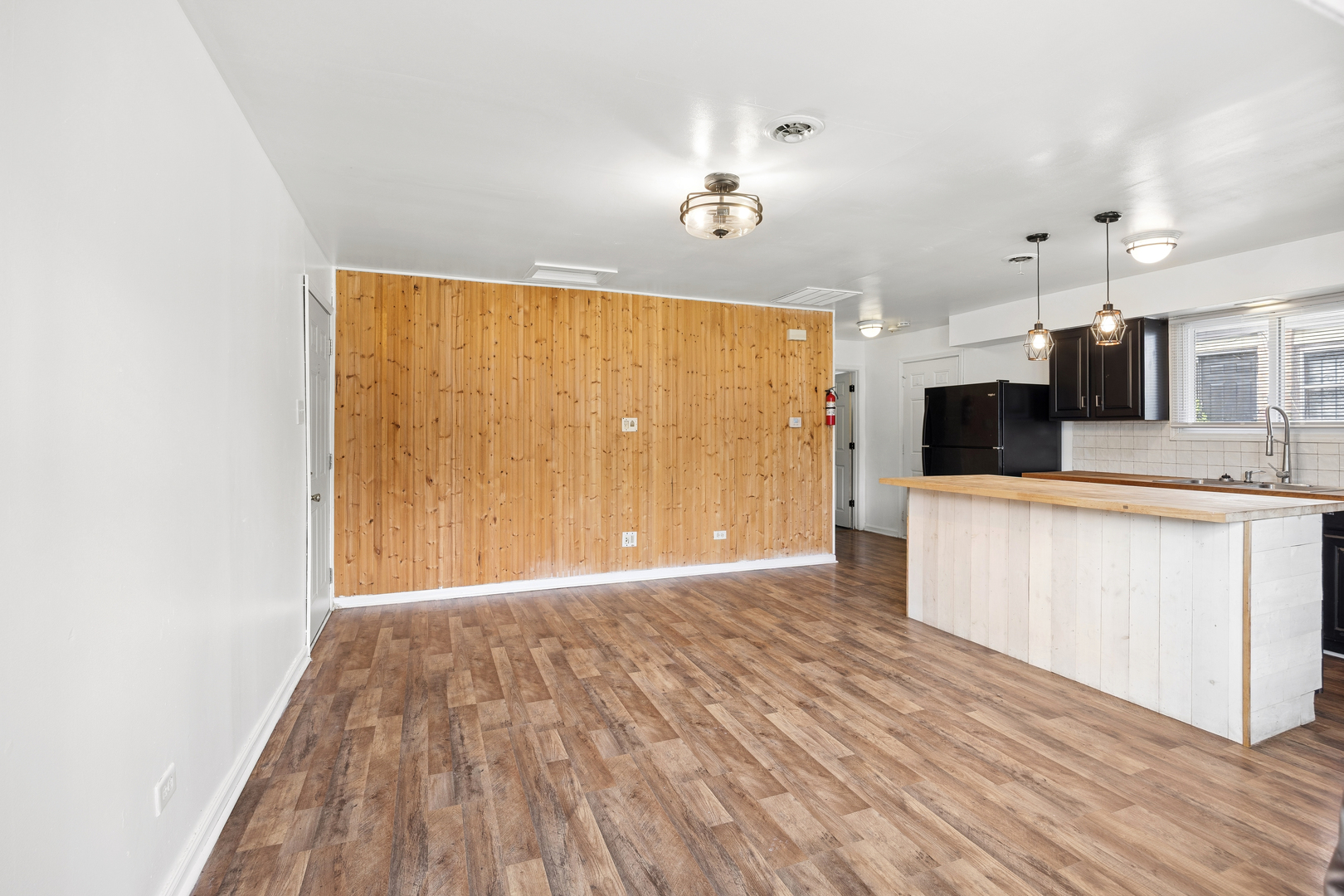 220 W 155th Street Property Photo 4