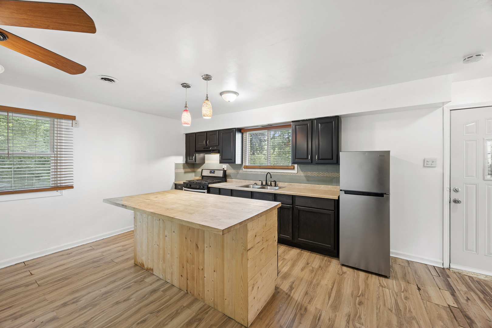 220 W 155th Street Property Photo 18