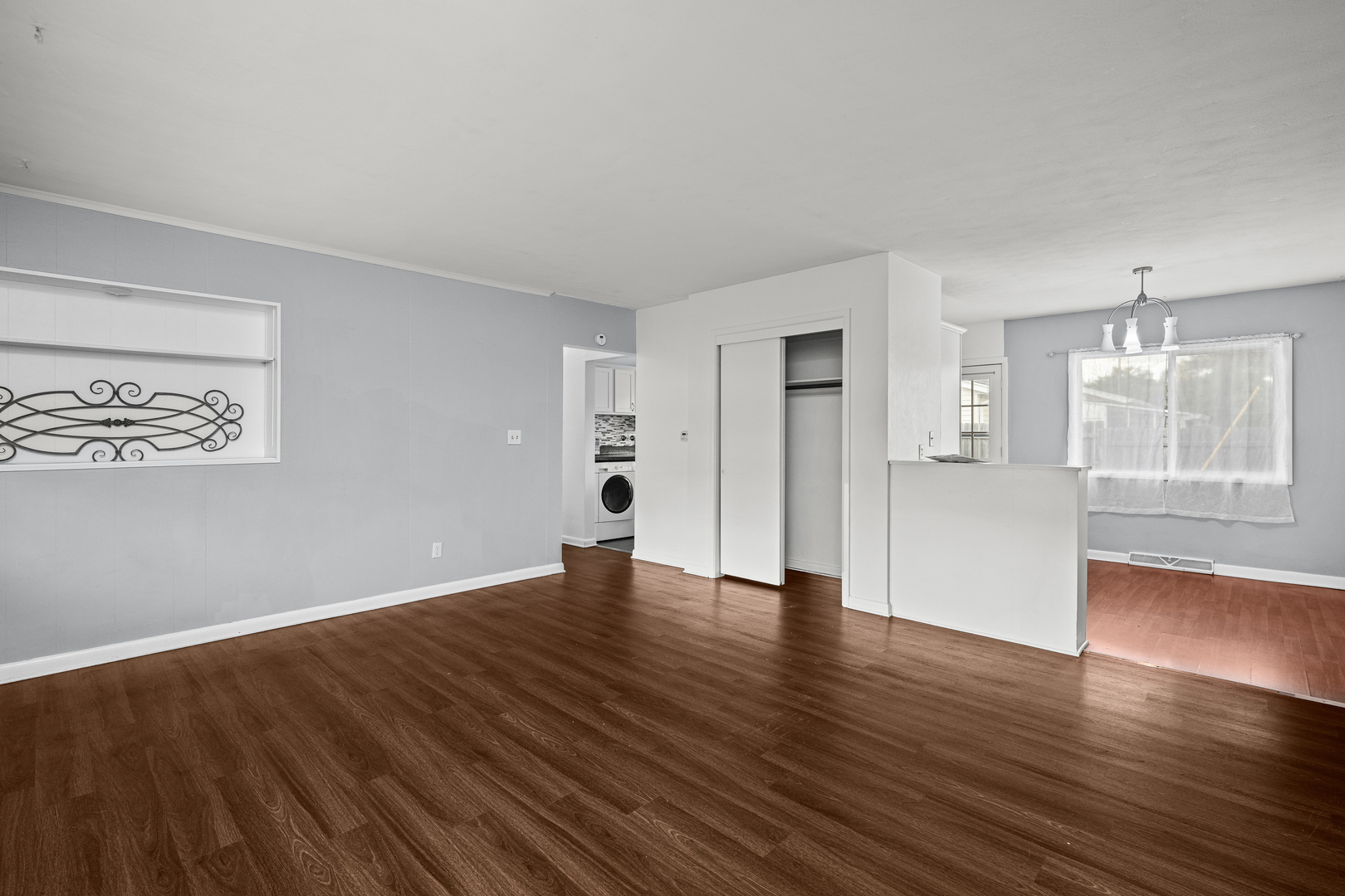 1904 N Oak Street Property Photo 7