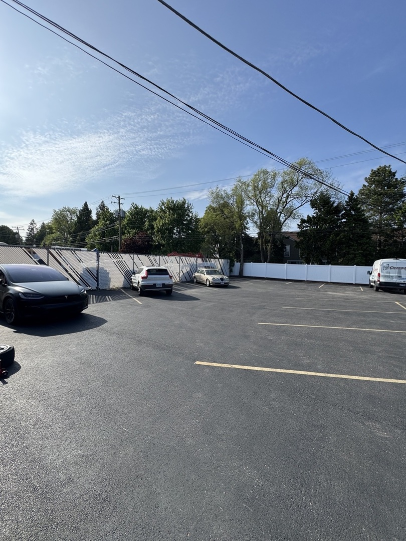 1016 Lunt Avenue Property Photo 46