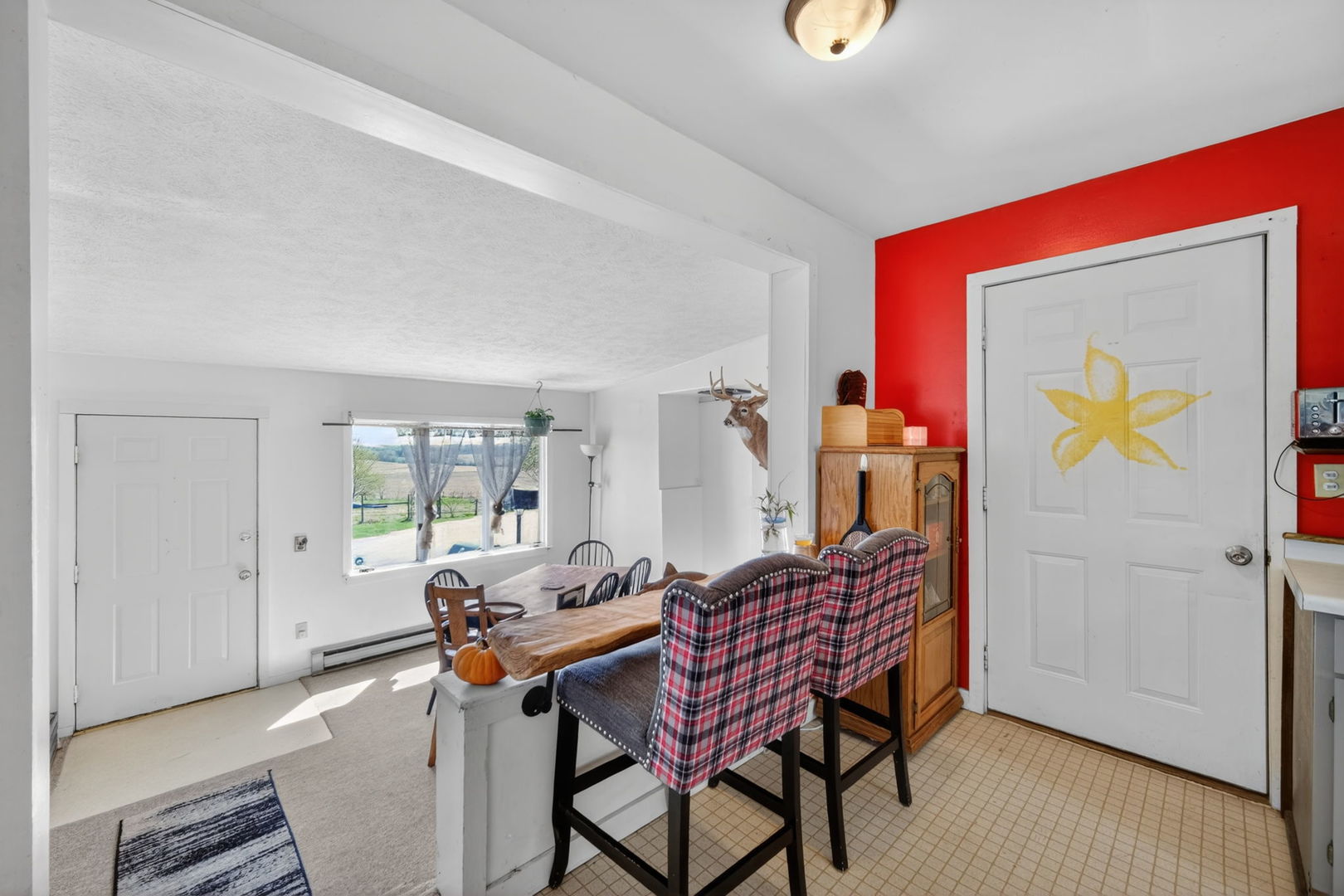 13730 Center Road Property Photo 12
