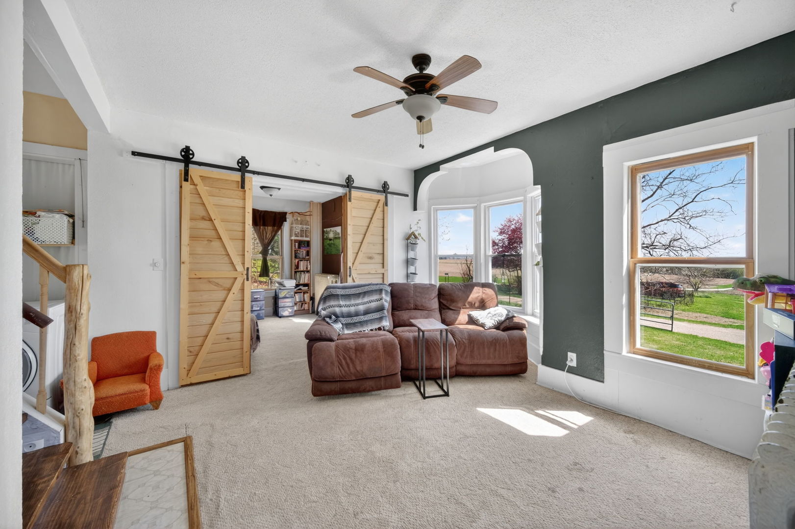 13730 Center Road Property Photo 14