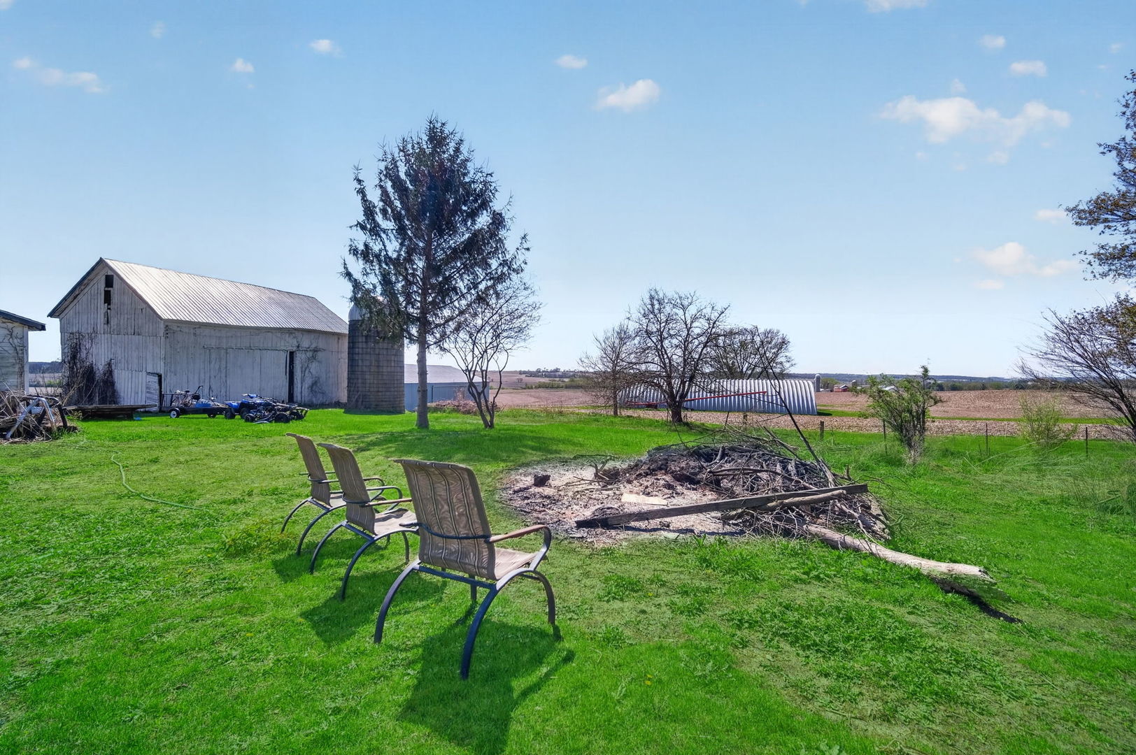 13730 Center Road Property Photo 27