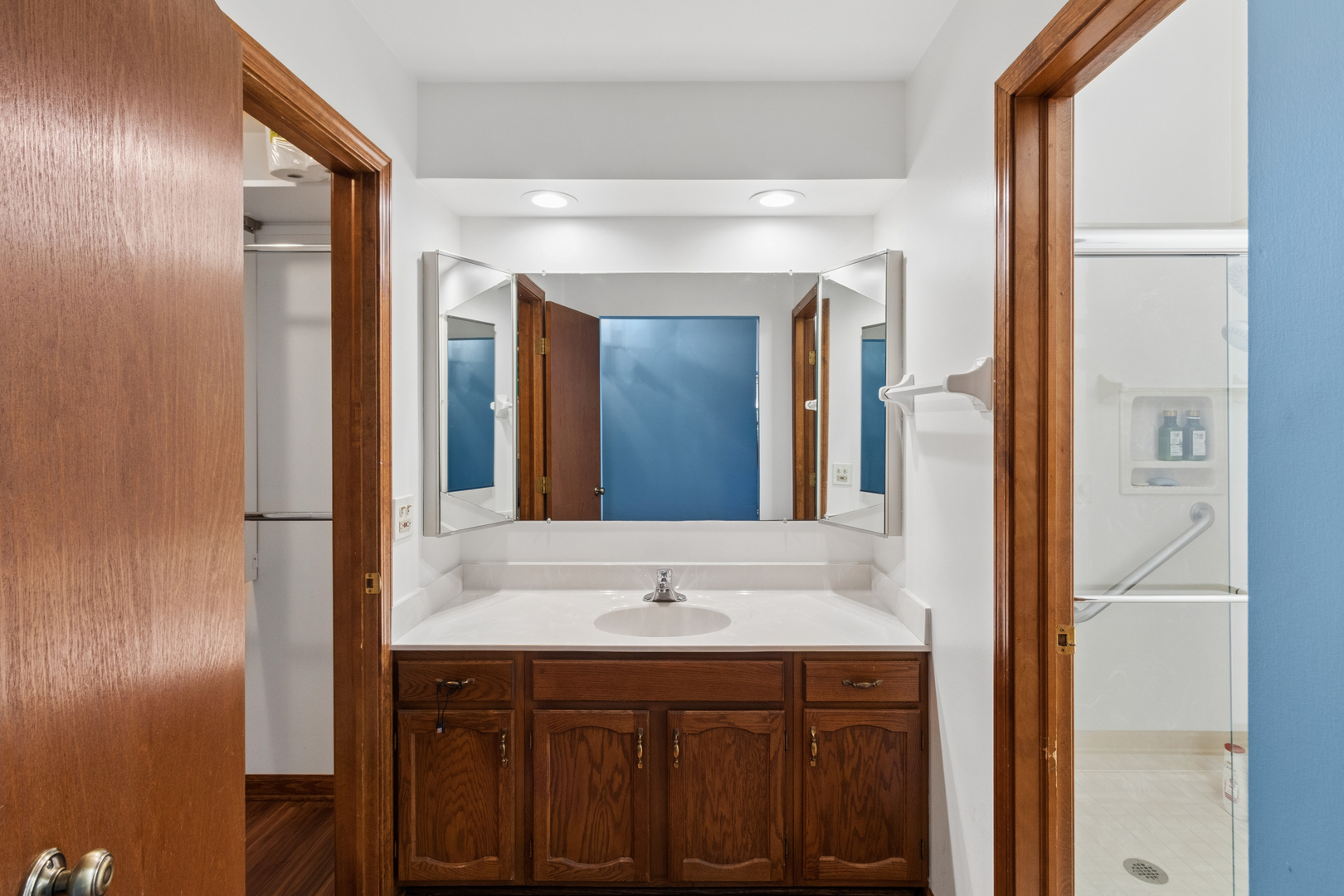 1108 E Oxford Lane Property Photo 14