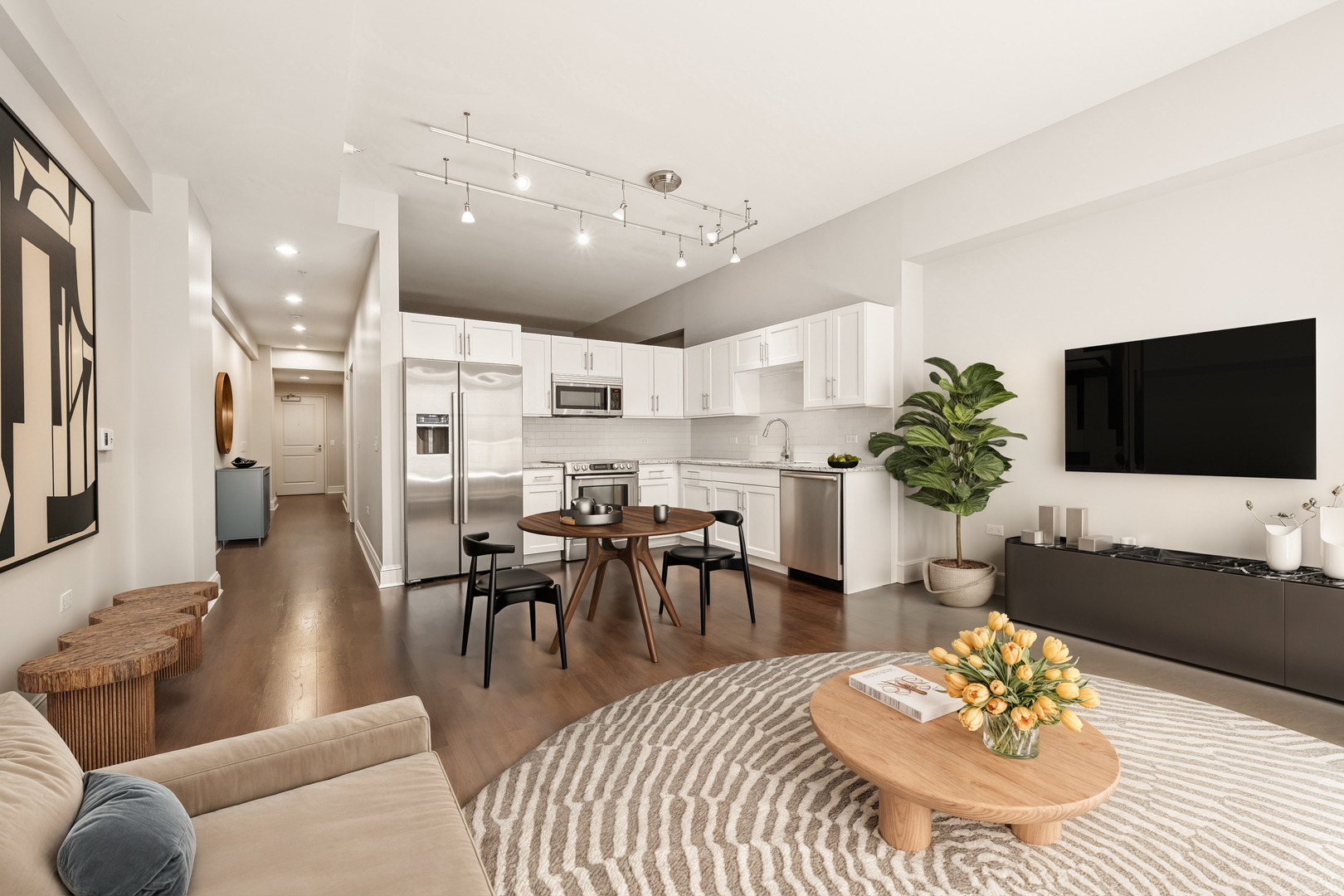 850 N Lake Shore Drive 707 Property Photo 12