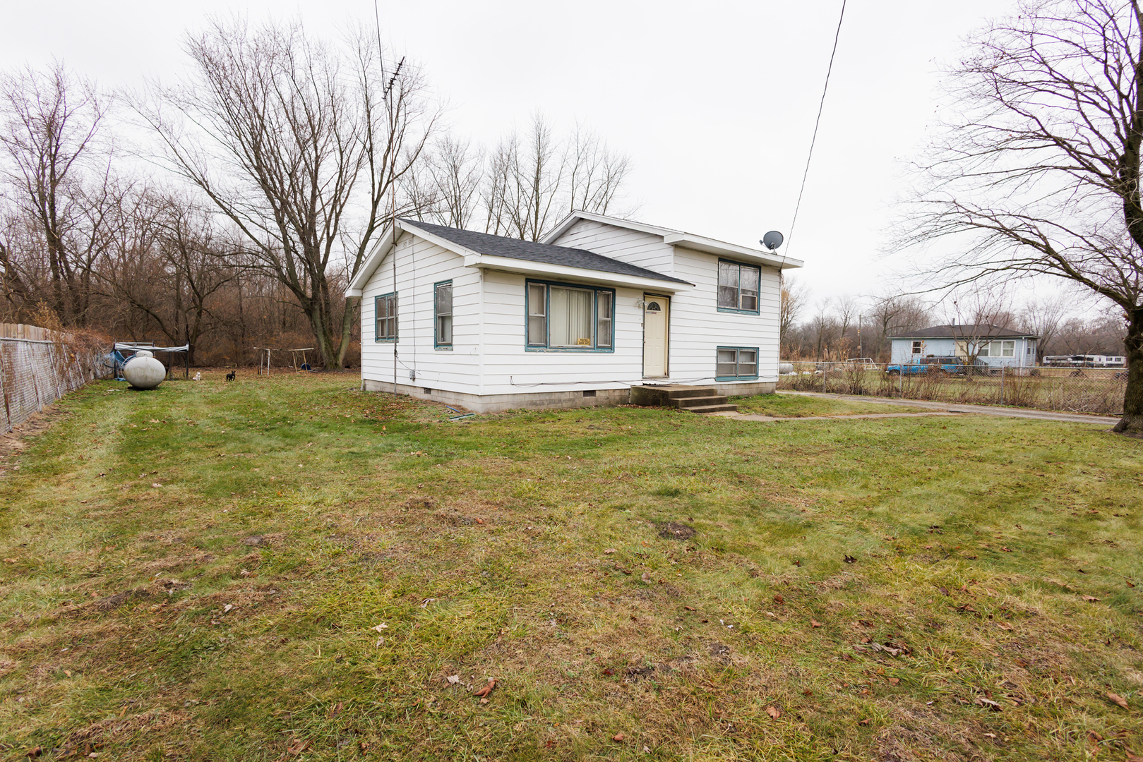 12878 E 2310s Road Property Photo 9