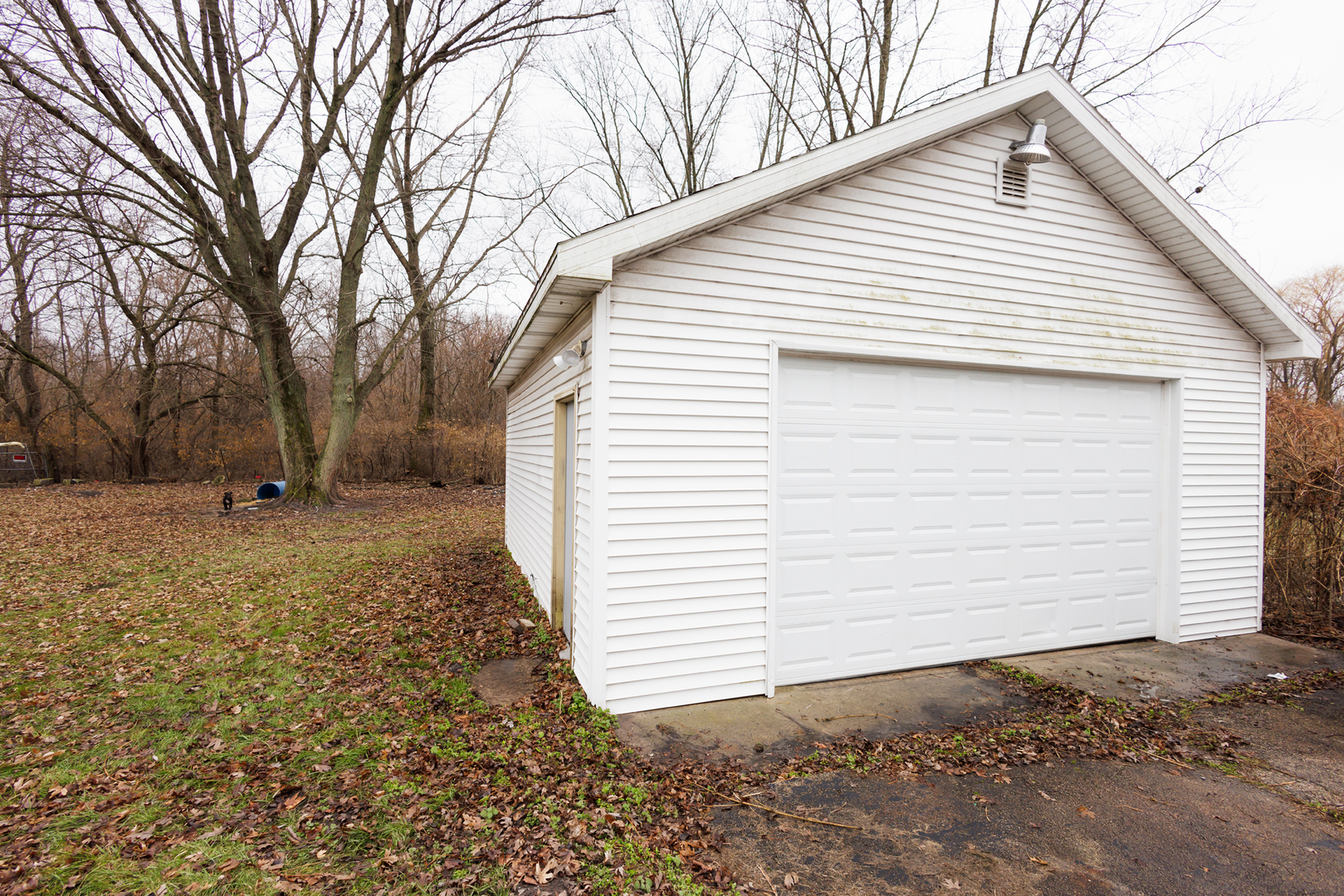 12878 E 2310s Road Property Photo 16