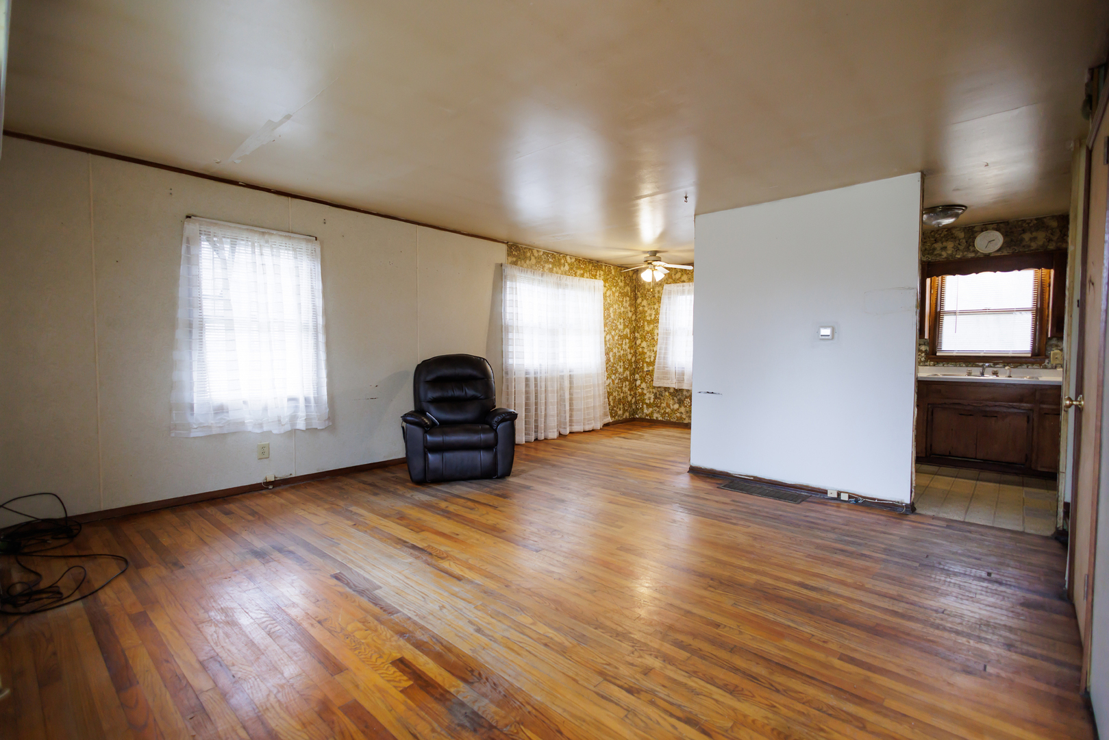 12878 E 2310s Road Property Photo 18