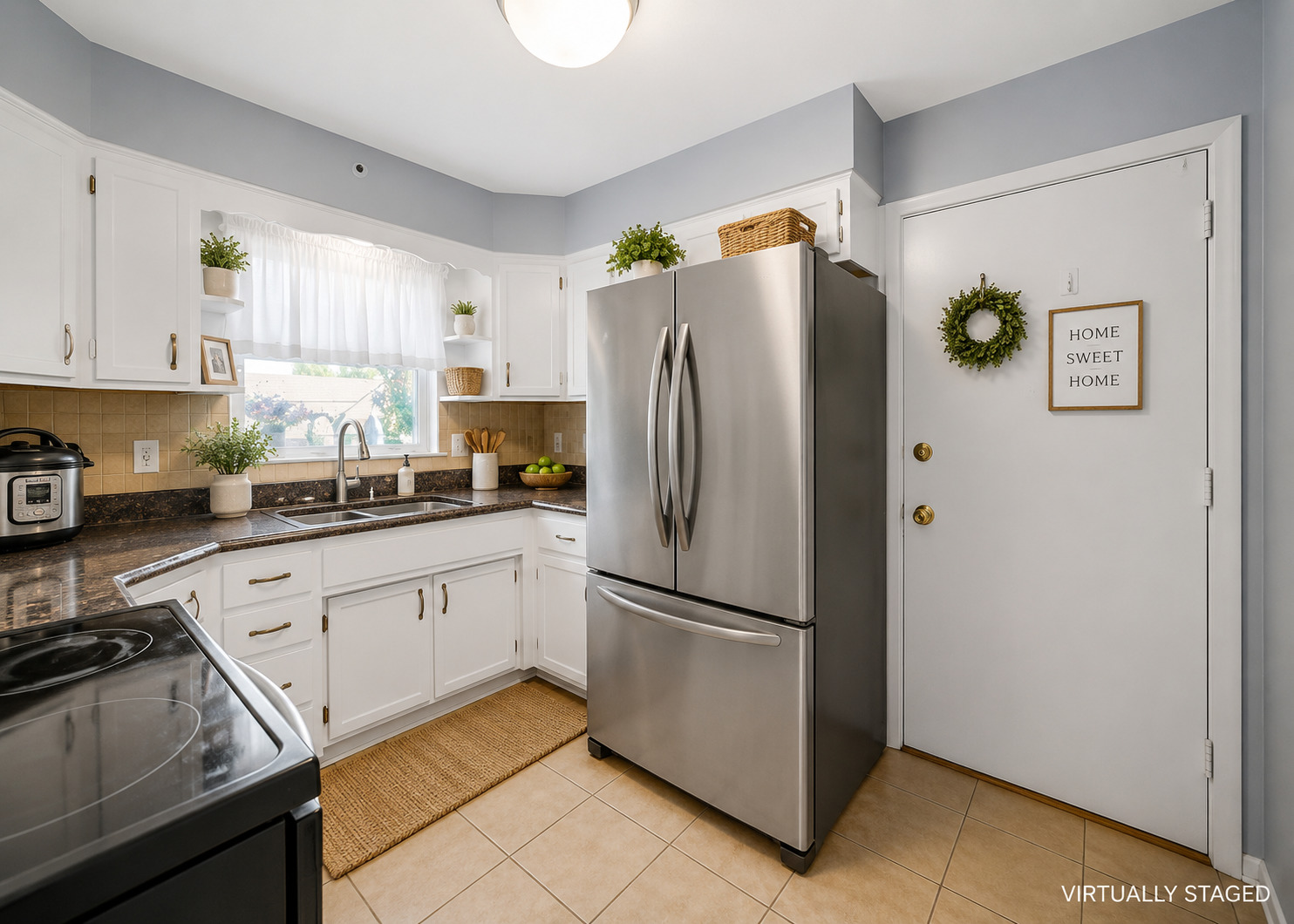 1551 Balmoral Avenue 1551 Property Photo 6