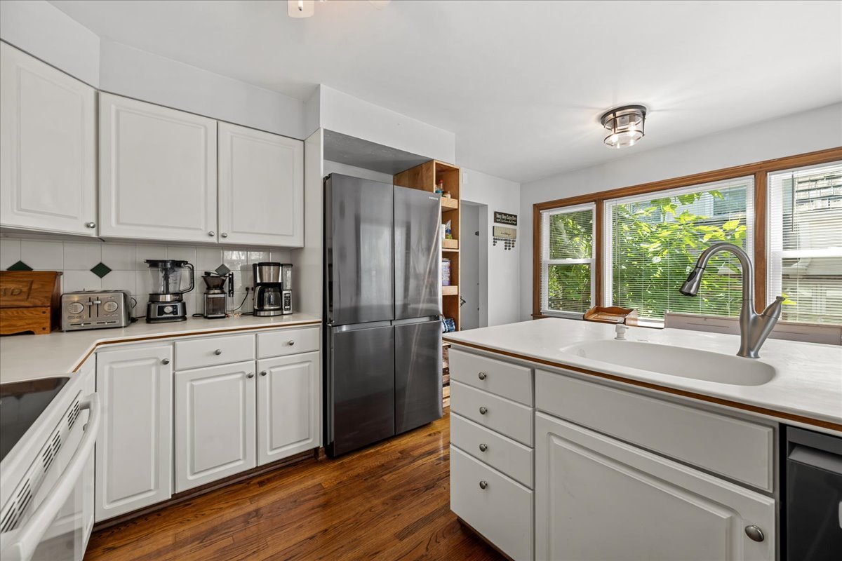 2714 Fort Sheridan Avenue Property Photo 6