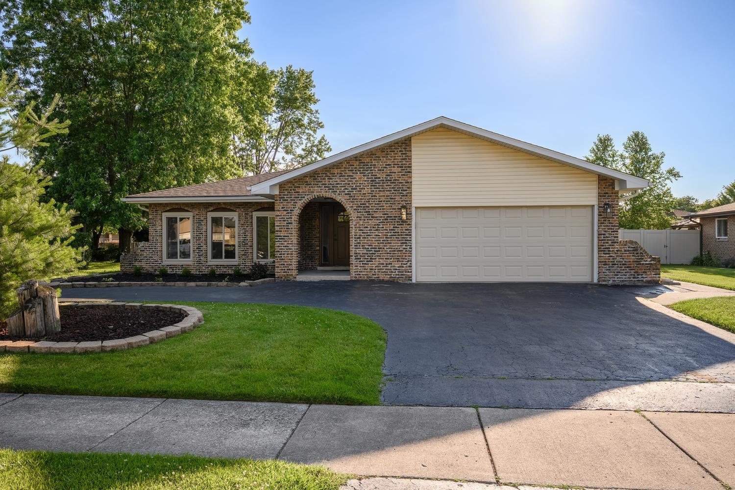 14014 Tod William Drive Property Photo 2