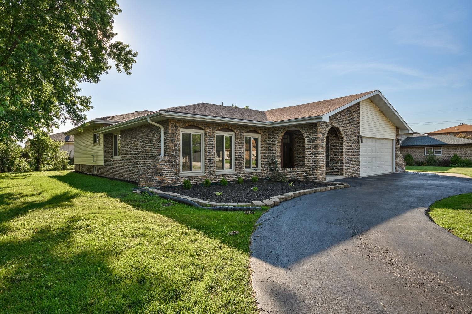 14014 Tod William Drive Property Photo 4