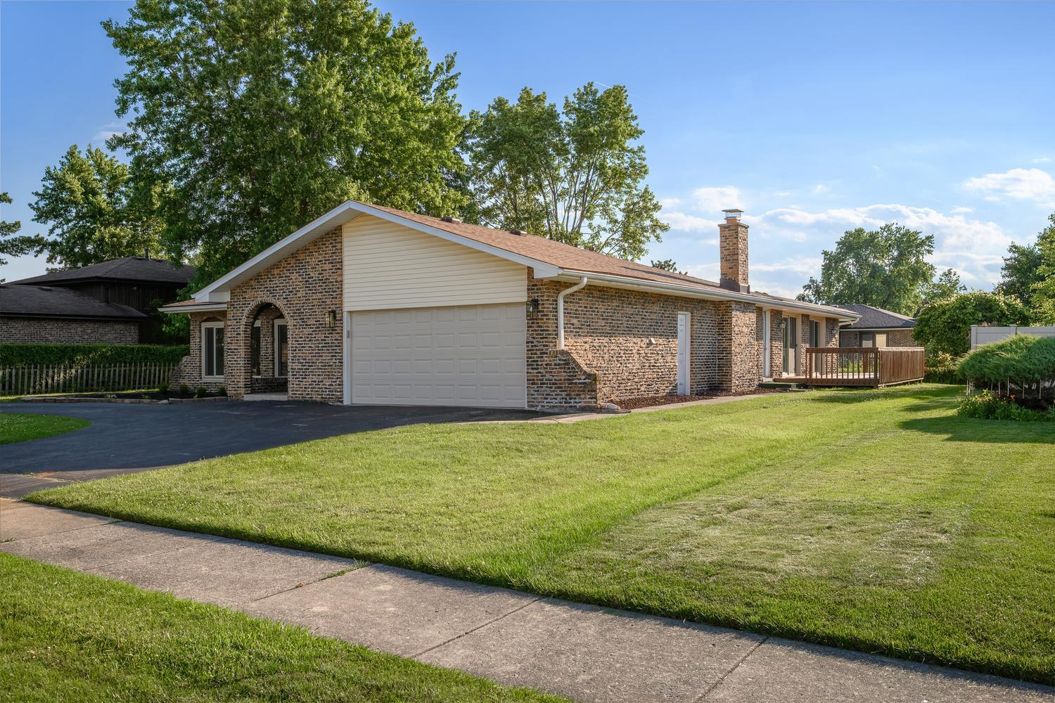 14014 Tod William Drive Property Photo 5