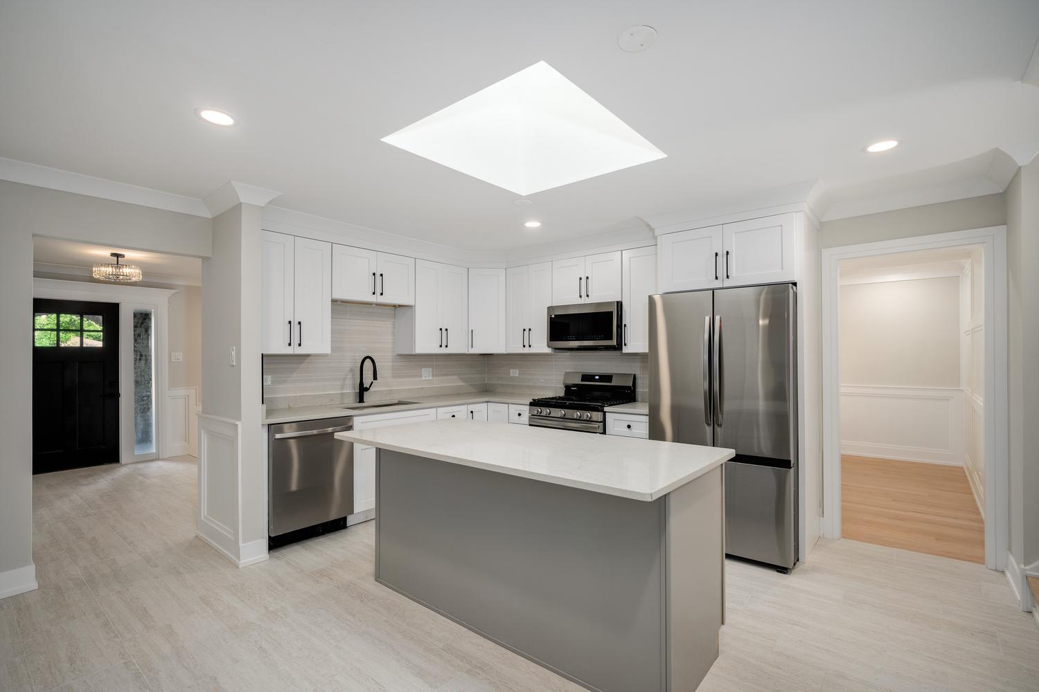 14014 Tod William Drive Property Photo 11