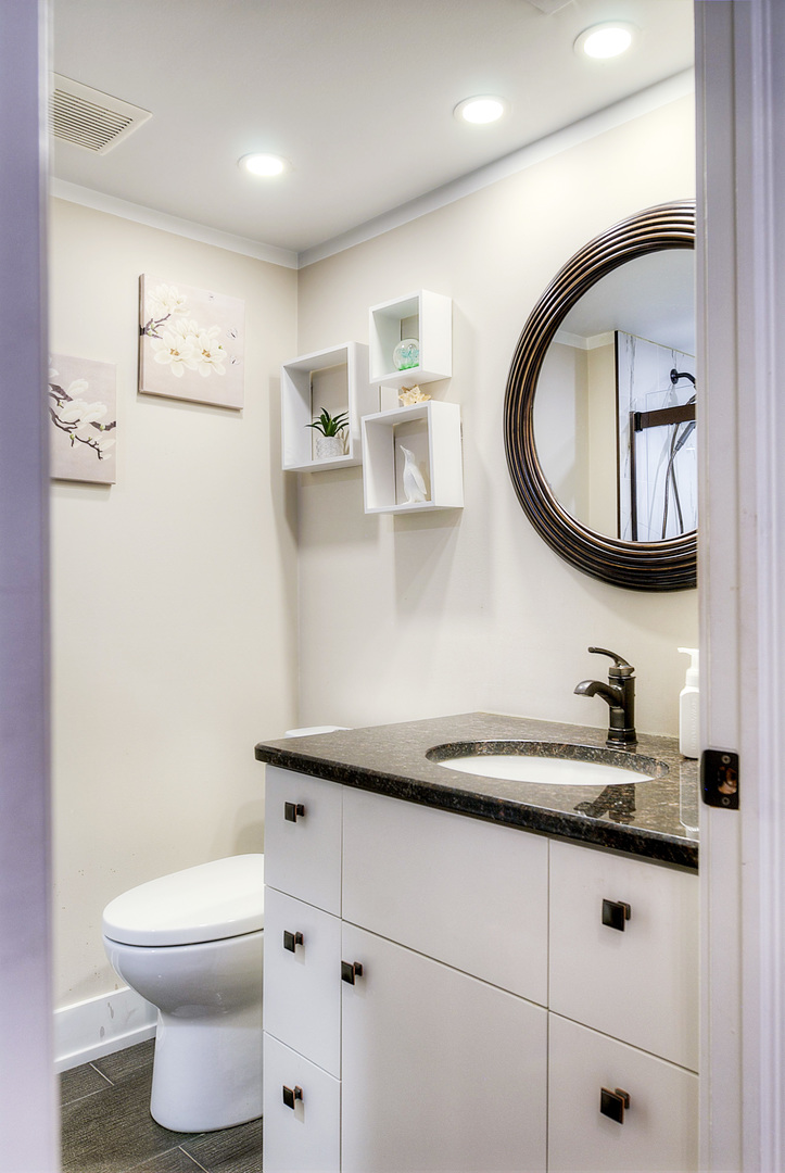 5242 W 79th Street 2d Property Photo 10