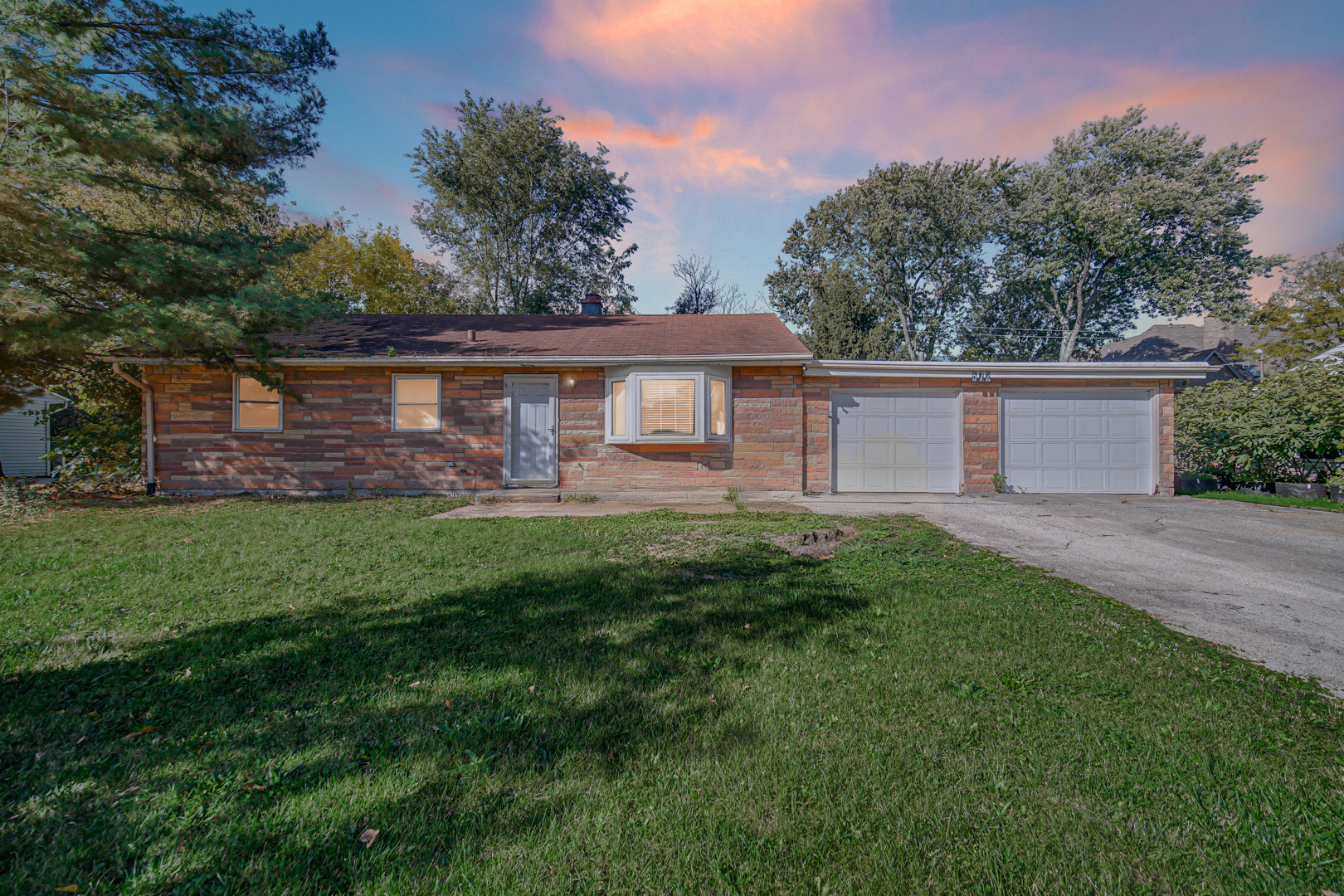 5720 S Madison Street Property Photo 3